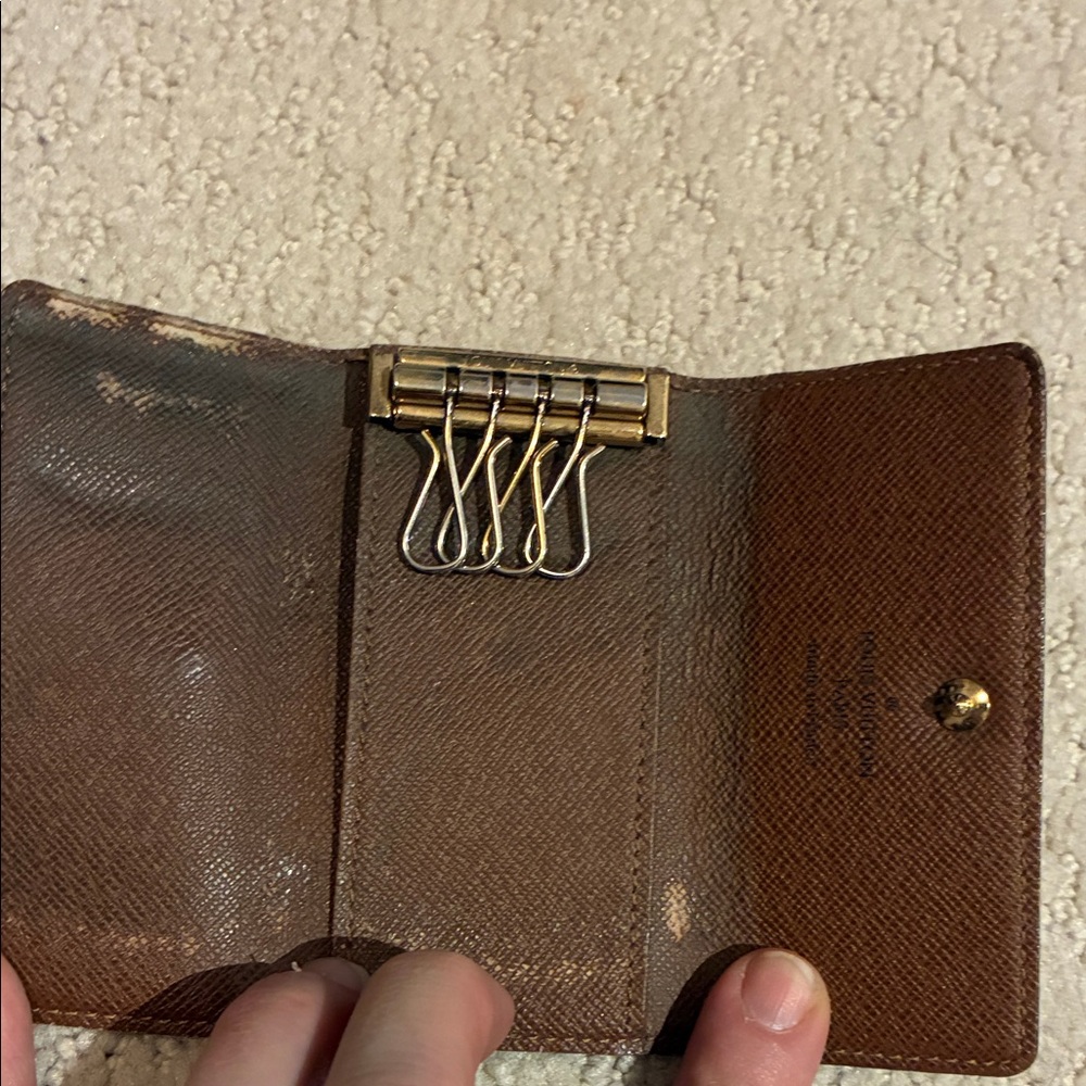 Louis Vuitton 4-Key Monogram Multicles Holder Authentic LV - Picture 3 of 12